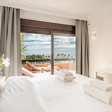 5 Penthouse 350m Beach Buenas Noches Andalusia Appartamento Estepona