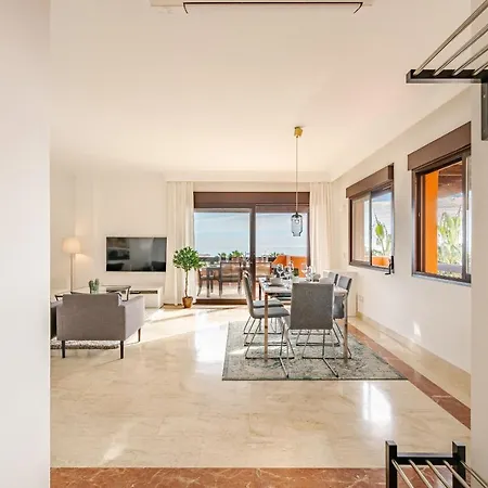 5 Penthouse 350m Beach Buenas Noches Andalusia Appartamento Estepona
